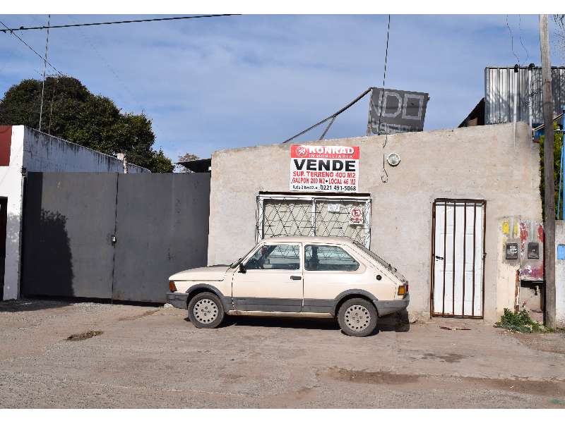 Galpón; depósito y local.